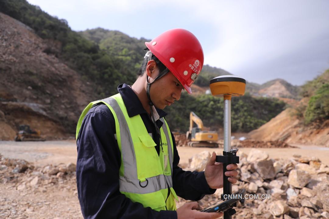 群山回響 與“石”共舞——柿竹園萬噸技改尾礦庫項目建設(shè)紀(jì)實(shí)