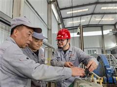 以技破局 以智領(lǐng)航——記陜西黃金集團(tuán)四方金礦“選礦尖兵”曹鋒